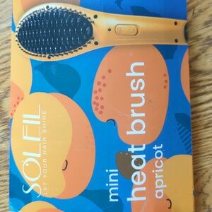 NIB Soleil Mini Heat Brush Straightener